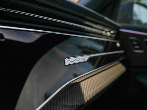 Used 2023 Audi RS Q8 image 25