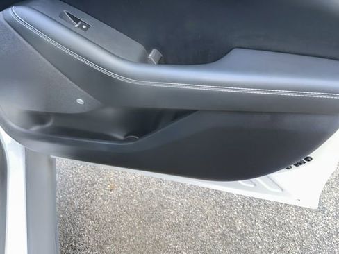 Used 2021 Ford Mustang Mach-E Premium image 32