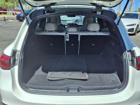 Used 2024 Mercedes-Benz GLC 300 image 7