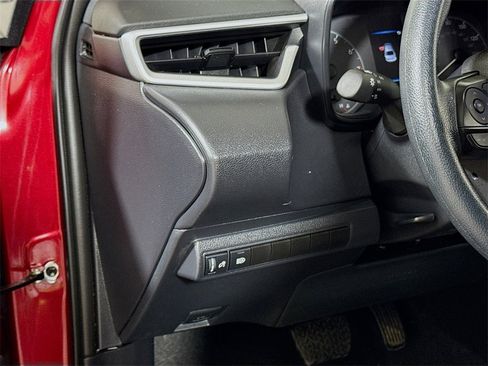 Used 2025 Toyota Corolla LE image 8