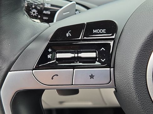 Certified 2023 Hyundai Tucson Limited AWD/4WD image 15