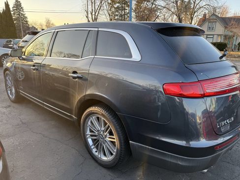 Used 2014 Lincoln MKT Ecoboost AWD 4dr Crossover w/ Equipment Group 201A image 2