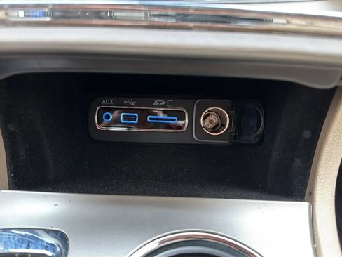 Used 2017 Jeep Grand Cherokee Overland w/ Jeep Active Safety Group AWD/4WD image 18
