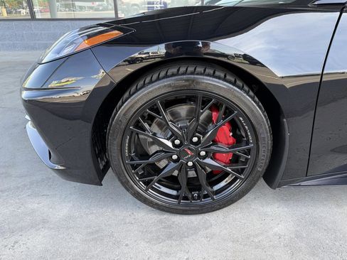 Used 2023 Chevrolet Corvette Stingray Premium Cpe w/ Z51 Performance Package image 13