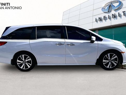 Used 2023 Honda Odyssey Touring image 46