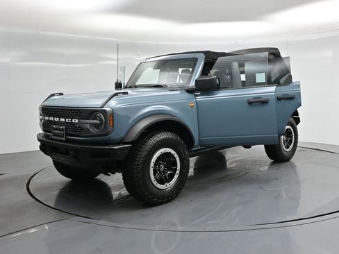 Certified 2021 Ford Bronco Badlands w/ Sasquatch Package image 29