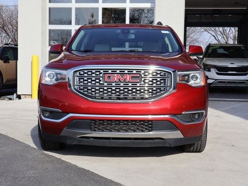 Used 2019 GMC Acadia Denali w/ Technology Package image 3