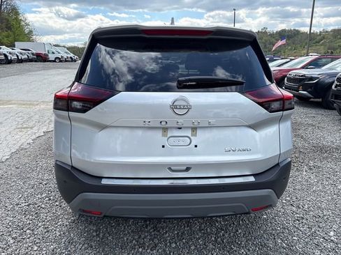 Certified 2023 Nissan Rogue SV w/ SV Premium B Package image 4