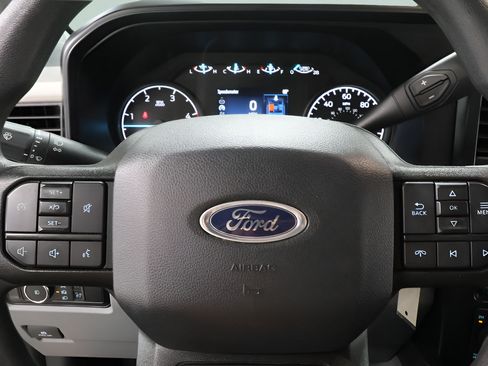 Used 2023 Ford F250 XLT AWD/4WD image 13