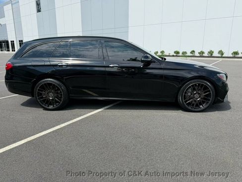 Used 2018 Mercedes-Benz E 400 4MATIC Wagon w/ Premium 2 Package (Q02) image 7