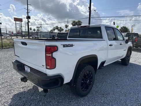 New 2026 Chevrolet Silverado 2500 LT w/ Trail Boss Package AWD/4WD image 7