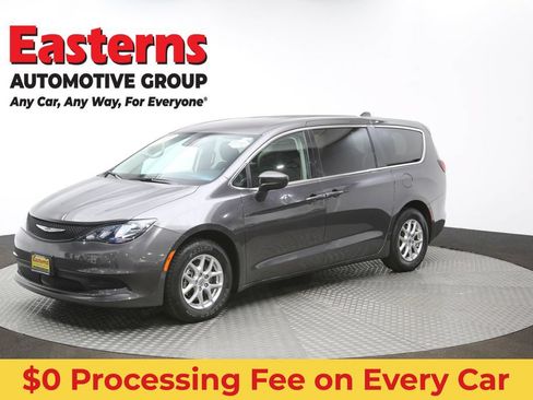 Used 2023 Chrysler Voyager LX FWD image 55