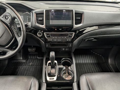 Used 2017 Honda Ridgeline RTL-E image 10