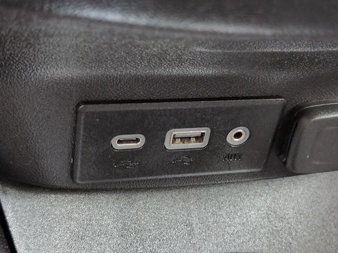 Used 2020 Chevrolet Malibu LT FWD image 21
