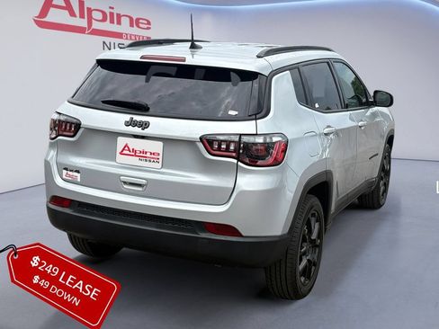 Used 2025 Jeep Compass Latitude w/ Altitude Special Edition AWD/4WD image 5