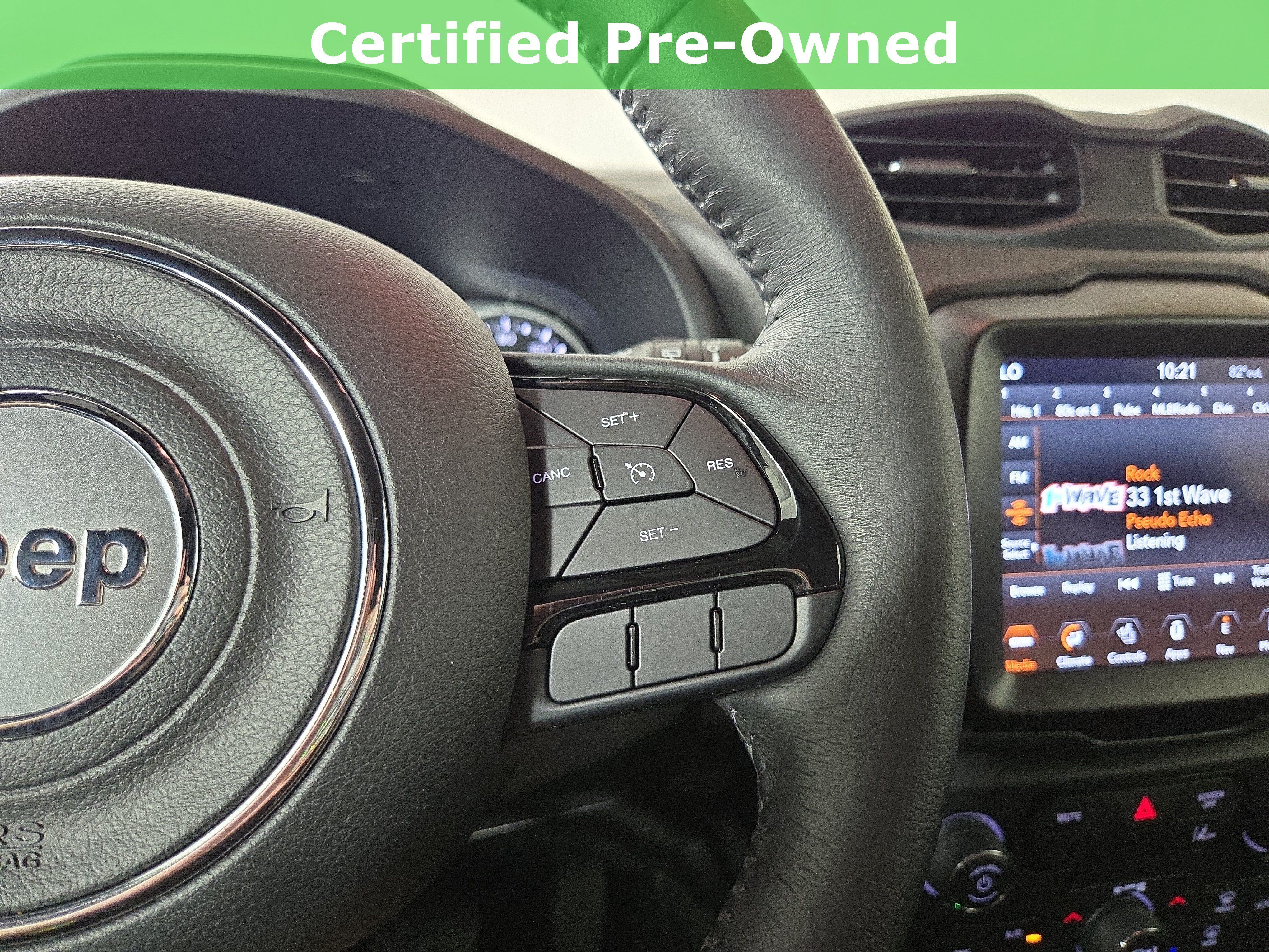 Certified 2022 Jeep Renegade Altitude w/ Convenience Group AWD/4WD image 17