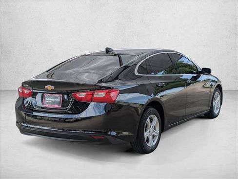 Used 2024 Chevrolet Malibu LS FWD image 5