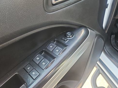 Used 2019 Chevrolet Colorado LT w/ LT Convenience Package AWD/4WD image 12