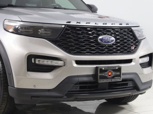 Used 2020 Ford Explorer ST w/ Premium Technology Package image 47