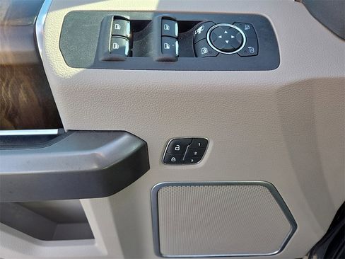 Used 2019 Ford F150 Limited w/ Trailer Tow Package image 20