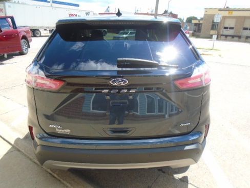 Used 2024 Ford Edge SEL w/ Convenience Package AWD/4WD image 6
