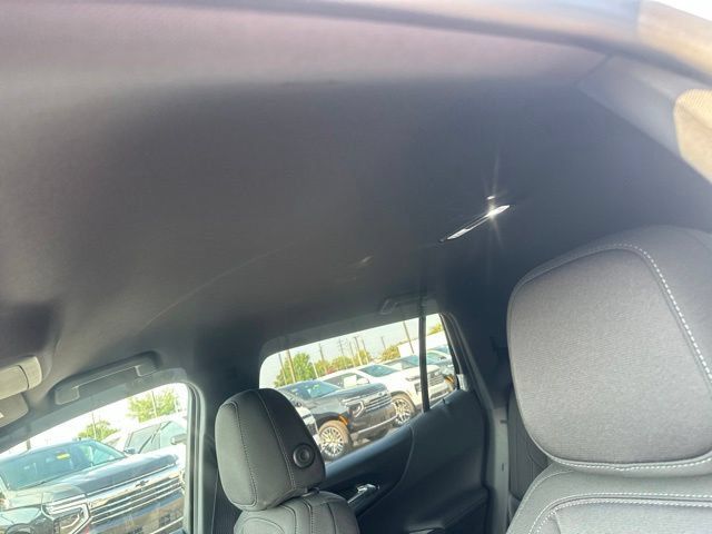 New 2027 Chevrolet Equinox LT w/ Safety and Technology Package FWD image 15