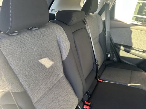 Used 2022 Nissan Rogue SV image 26