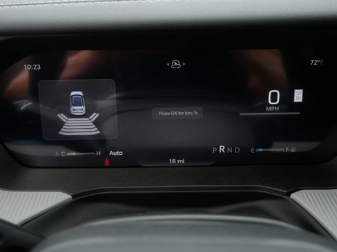 New 2026 Jeep Cherokee Limited AWD/4WD image 13