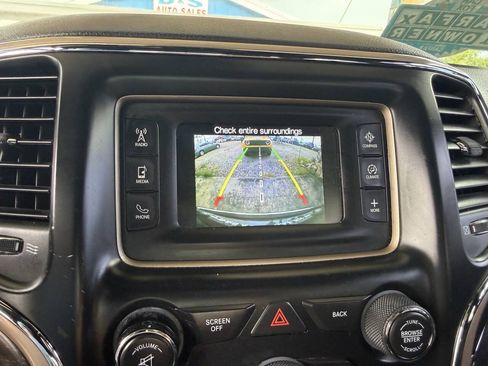 Used 2016 Jeep Grand Cherokee Limited RWD image 7