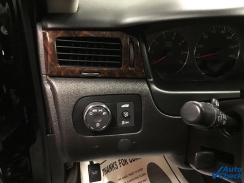 Used 2014 Chevrolet Impala LT w/ LT Sunroof Package image 20