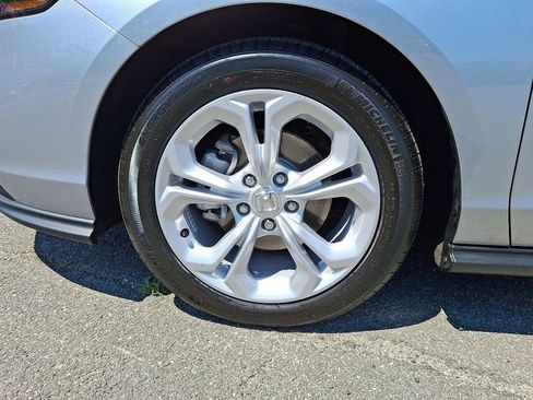 Used 2025 Honda Accord LX image 8