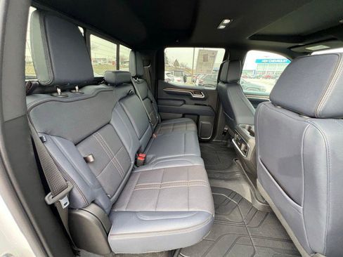 Used 2022 Chevrolet Silverado 1500 High Country w/ High Country Premium Package image 24