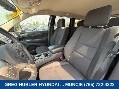 Used 2013 Jeep Grand Cherokee Laredo w/ Laredo E Group AWD/4WD image 21