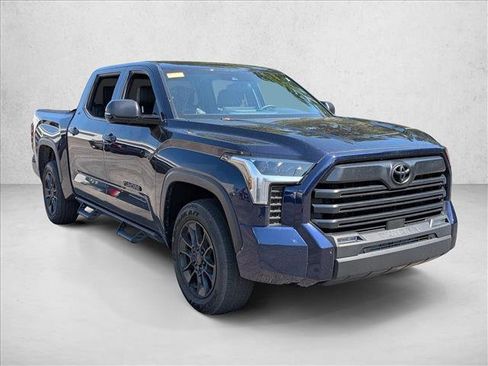 Used 2025 Toyota Tundra SR5 w/ SR5 Premium Package AWD/4WD image 4