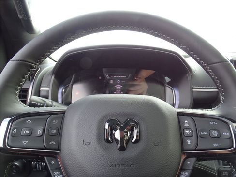 Used 2025 RAM 1500 Limited image 38