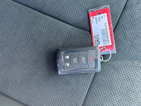 New 2025 Jeep Grand Cherokee Altitude image 26