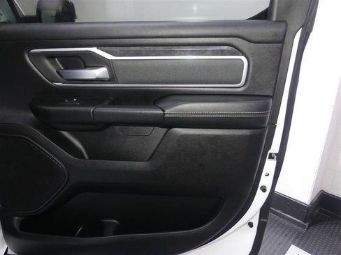 Used 2023 RAM 1500 Big Horn AWD/4WD image 23
