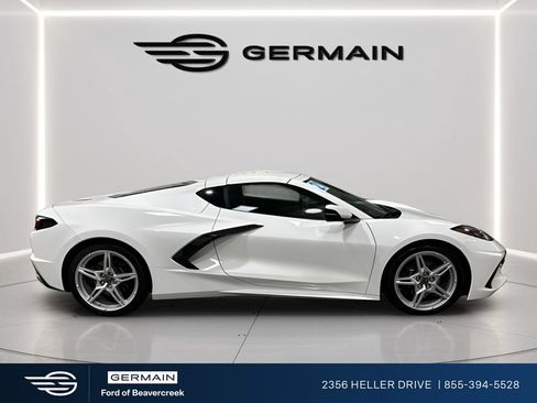 Used 2021 Chevrolet Corvette Stingray Coupe w/ 1LT RWD image 9