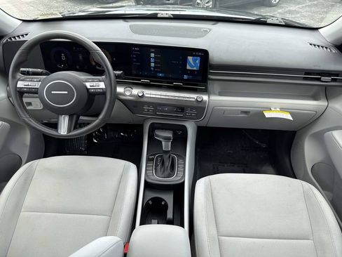 Used 2024 Hyundai Kona SEL FWD image 17