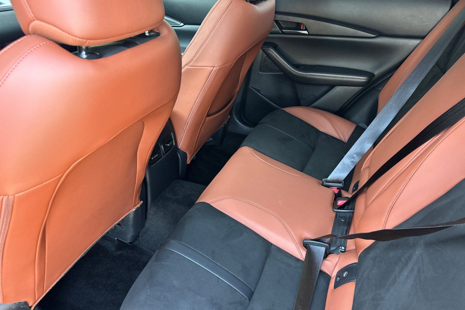 Certified 2024 MAZDA CX-30 Carbon AWD/4WD image 12