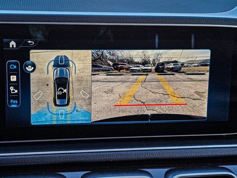 Used 2025 Mercedes-Benz GLE 450 4MATIC image 18