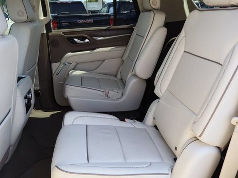 Certified 2023 GMC Yukon Denali RWD image 26