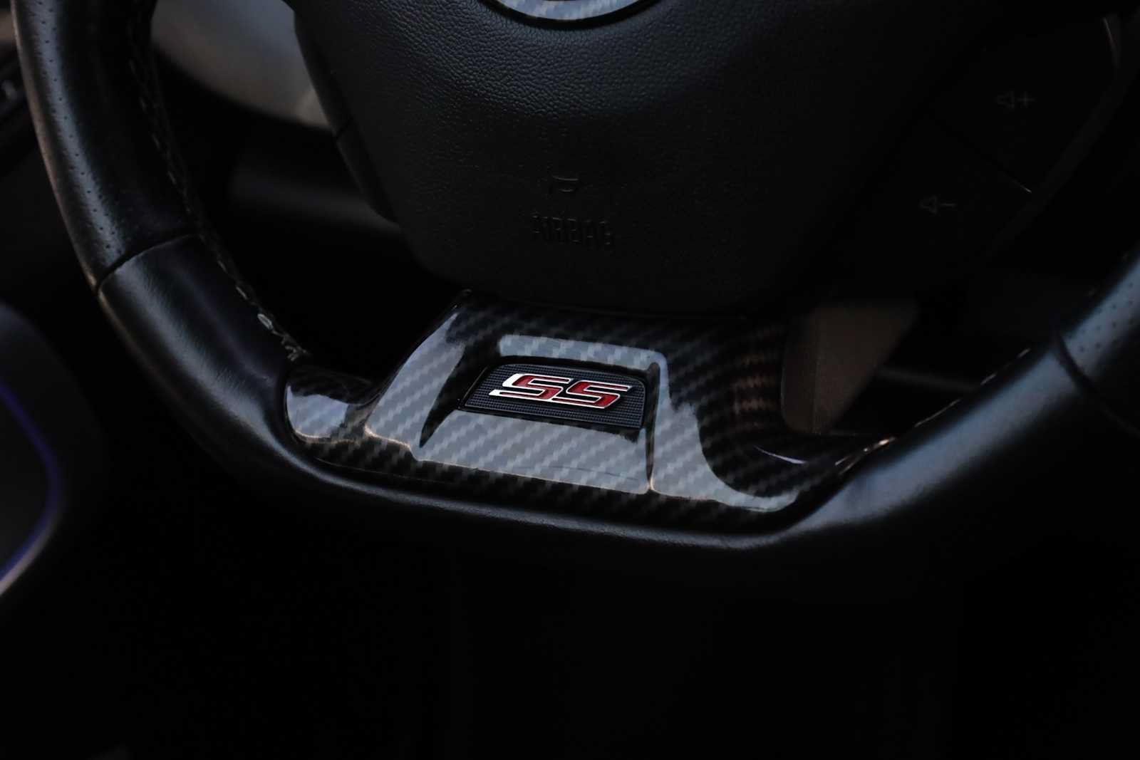 Used 2020 Chevrolet Camaro SS RWD image 19