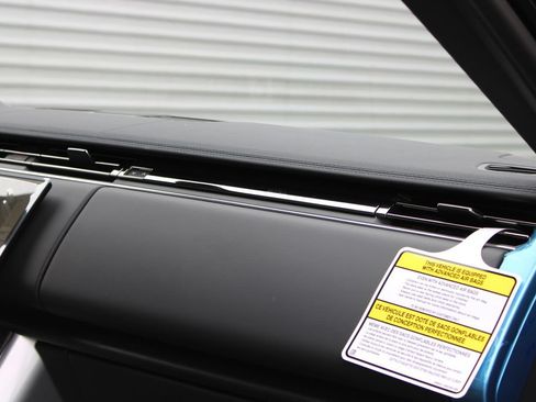 New 2026 Land Rover Range Rover SE AWD/4WD image 13