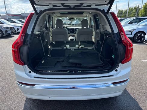 Certified 2024 Volvo XC90 T8 Ultimate w/ Protection Package Premier AWD/4WD image 28