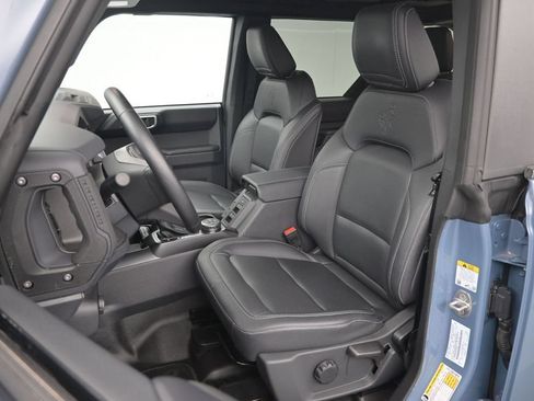 Certified 2025 Ford Bronco Badlands AWD/4WD image 16