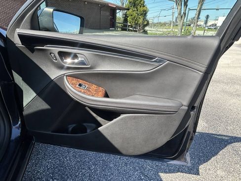 Used 2014 Chevrolet Impala LT FWD image 12
