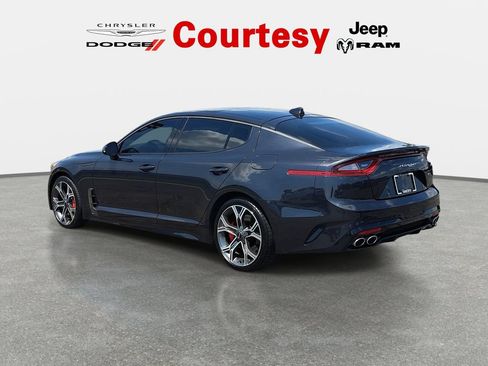 Used 2020 Kia Stinger GT1 AWD/4WD image 6