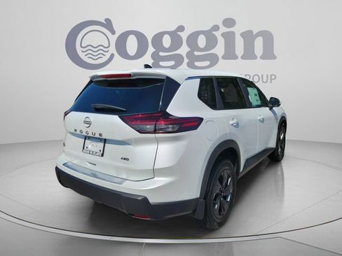 New 2026 Nissan Rogue SV AWD/4WD image 5
