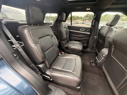 Used 2018 Ford Explorer Sport w/ Equipment Group 401A AWD/4WD image 26